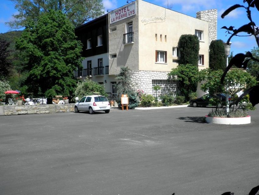 Hotel La Pierre Lys Quillan Exterior foto